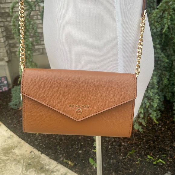 Michael Michael Kors Jet Set Charm Large Envelope Phone Crossbody Luggage Travel - Picture 3 of 11